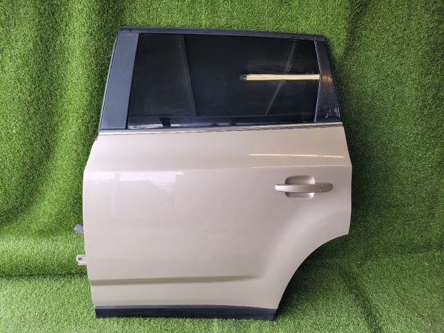 bontott CHEVROLET ORLANDO Bal hátsó Ajtó (Részeivel)