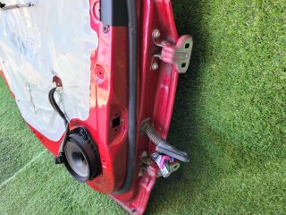 bontott CHEVROLET ORLANDO Bal hátsó Ajtó (Részeivel)