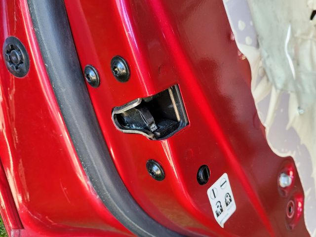 bontott CHEVROLET ORLANDO Bal hátsó Ajtó (Részeivel)