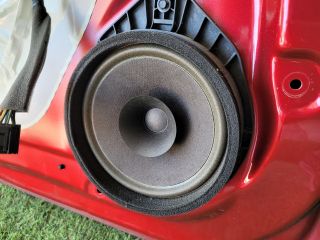 bontott CHEVROLET ORLANDO Bal hátsó Ajtó (Részeivel)