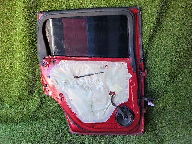 bontott CHEVROLET ORLANDO Bal hátsó Ajtó (Részeivel)