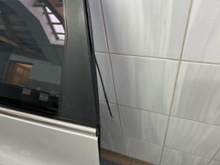 bontott CHEVROLET ORLANDO Bal hátsó Ajtó (Részeivel)