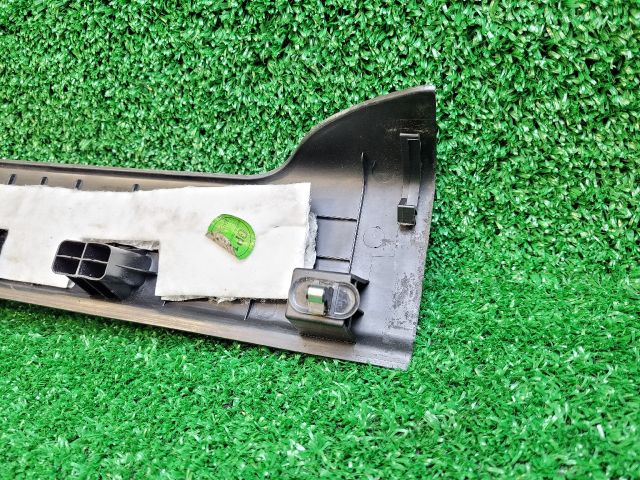 bontott CHEVROLET ORLANDO Bal hátsó Belső Küszöb Burkolat