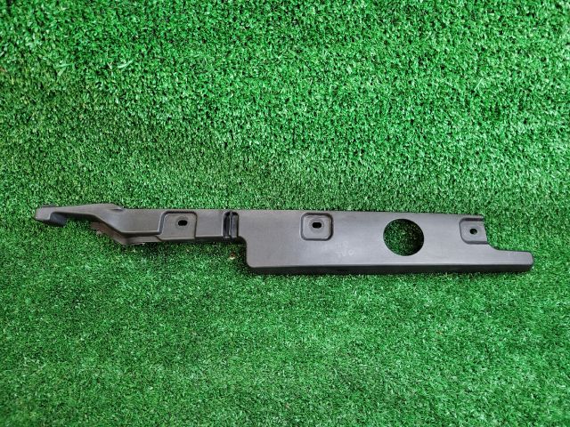 bontott CHEVROLET ORLANDO Bal Sárvédő Csavar Burkolat