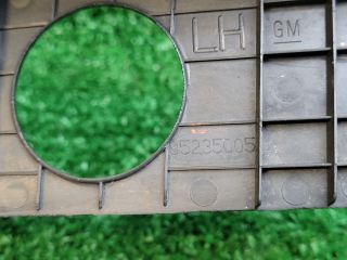 bontott CHEVROLET ORLANDO Bal Sárvédő Csavar Burkolat