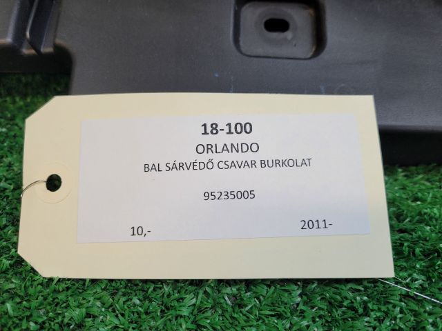 bontott CHEVROLET ORLANDO Bal Sárvédő Csavar Burkolat
