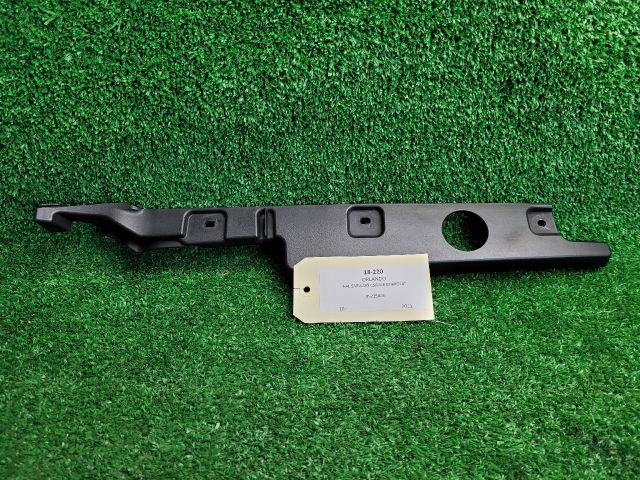 bontott CHEVROLET ORLANDO Bal Sárvédő Csavar Burkolat