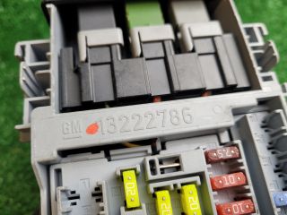 bontott CHEVROLET ORLANDO Biztosítéktábla Utastér