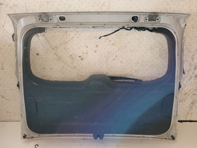 bontott CHEVROLET ORLANDO Csomagtérajtó (Részeivel)