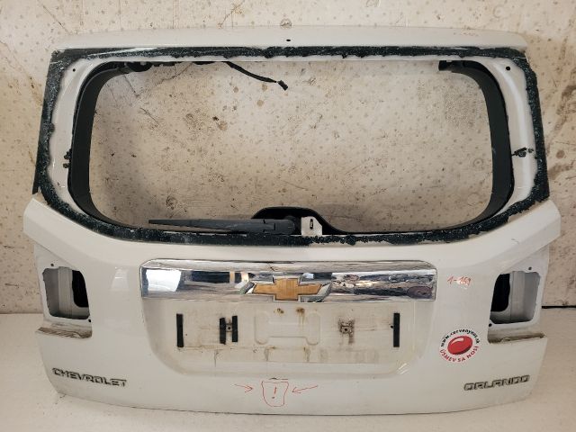 bontott CHEVROLET ORLANDO Csomagtérajtó (Részeivel)