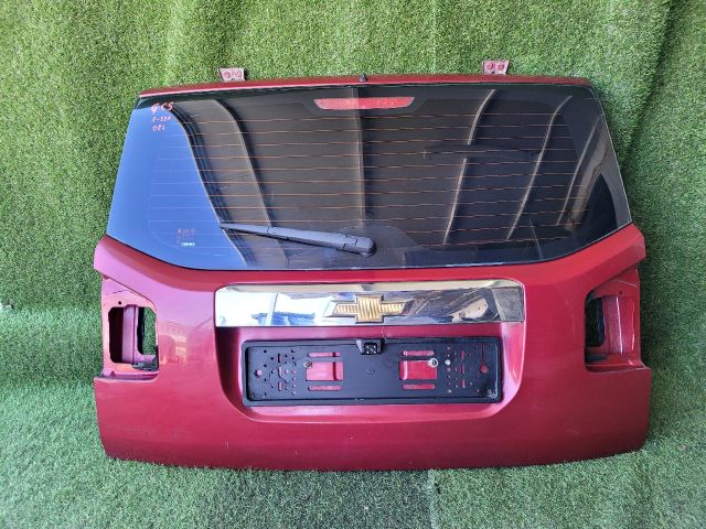 bontott CHEVROLET ORLANDO Csomagtérajtó (Részeivel)