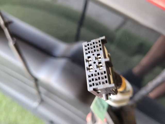 bontott CHEVROLET ORLANDO Csomagtérajtó (Részeivel)