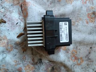 bontott CHEVROLET ORLANDO Előtét Ellenállás Fűtőmotor