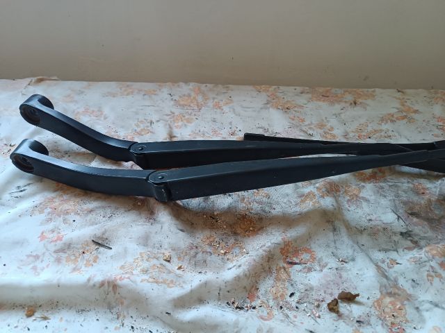 bontott CHEVROLET ORLANDO Első Ablaktörlő Kar