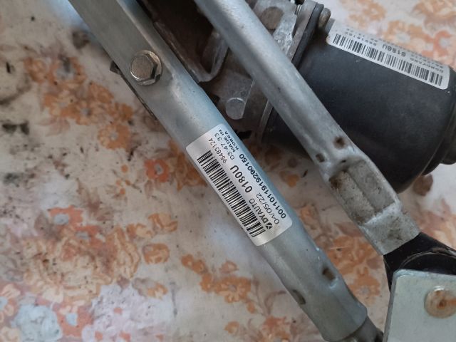 bontott CHEVROLET ORLANDO Első Ablaktörlő Szerkezet Motorral