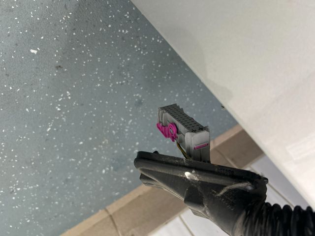 bontott CHEVROLET ORLANDO Jobb első Ablakemelő Kapcsoló