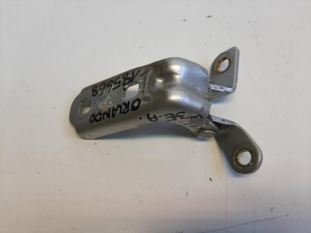 bontott CHEVROLET ORLANDO Jobb első Alsó Zsanér