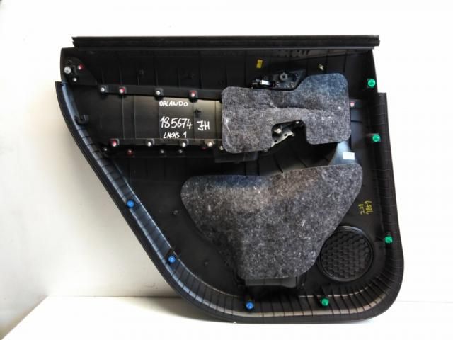 bontott CHEVROLET ORLANDO Jobb hátsó Ajtó Kárpit