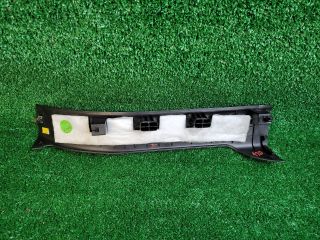 bontott CHEVROLET ORLANDO Jobb hátsó Belső Küszöb Burkolat