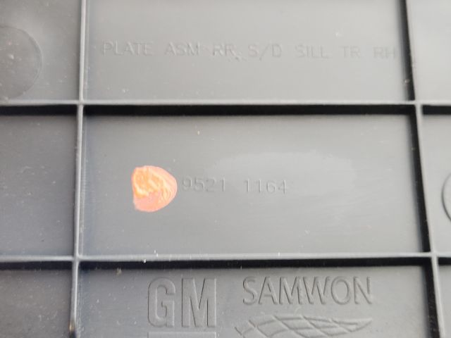 bontott CHEVROLET ORLANDO Jobb hátsó Belső Küszöb Burkolat