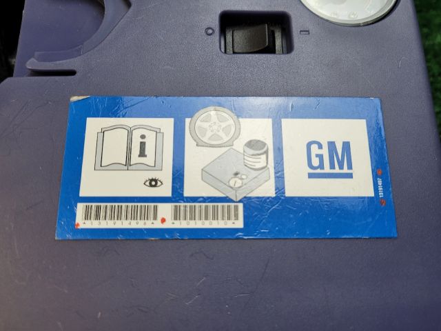 bontott CHEVROLET ORLANDO Jobb hátsó Tároló Rekesz