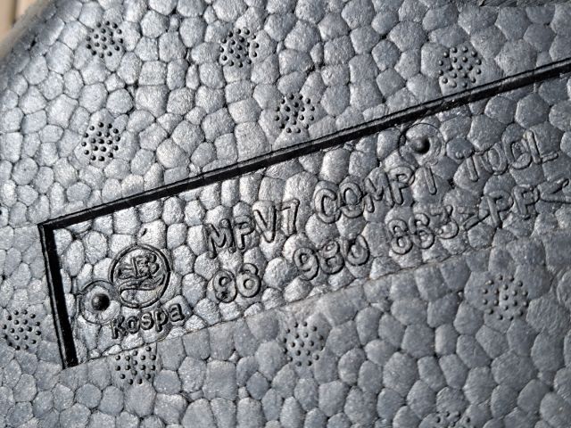 bontott CHEVROLET ORLANDO Jobb hátsó Tároló Rekesz