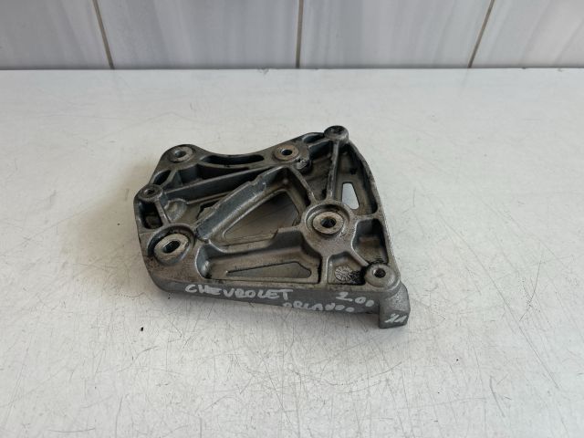 bontott CHEVROLET ORLANDO Klíma Tartó Bak