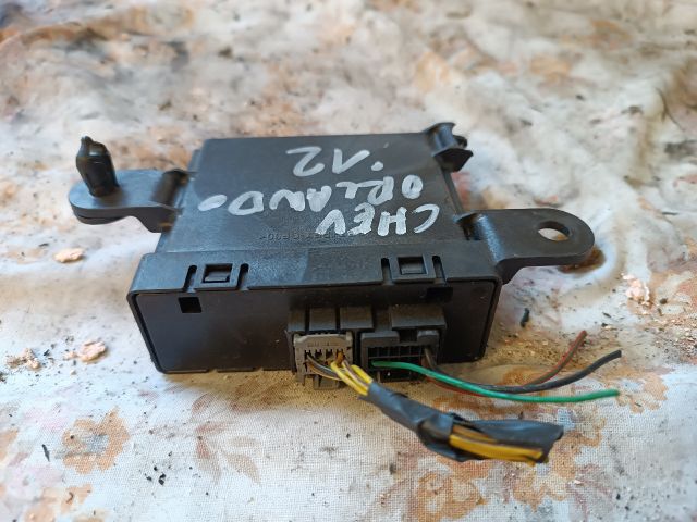 bontott CHEVROLET ORLANDO Tolatóradar Elektronika