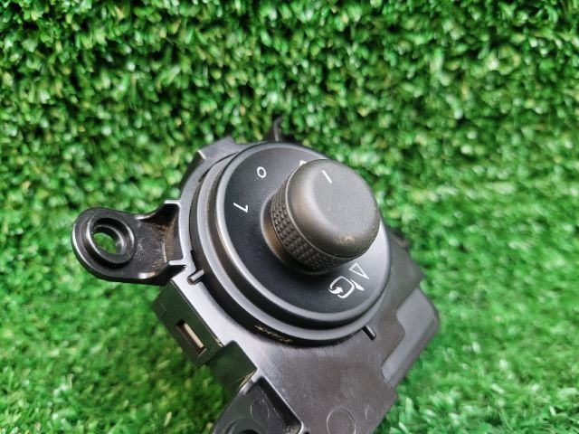 bontott CHEVROLET ORLANDO Tükör Kapcsoló