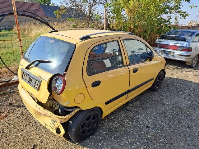 bontott CHEVROLET SPARK Biztosítéktábla Motortér