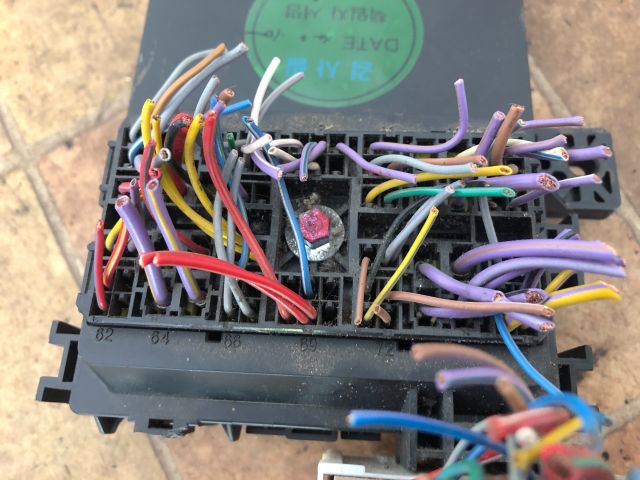 bontott CHEVROLET SPARK Biztosítéktábla Utastér