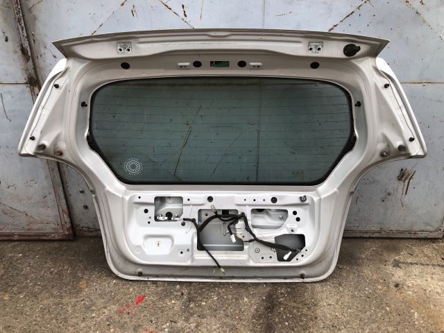 bontott CHEVROLET SPARK Csomagtérajtó (Részeivel)