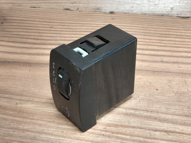 bontott CHEVROLET SPARK Fényszórómagasság Állító Kapcsoló