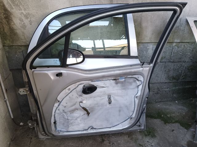 bontott CHEVROLET SPARK Jobb első Ajtó (Részeivel)