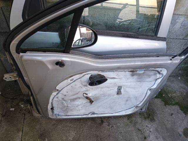 bontott CHEVROLET SPARK Jobb első Ajtó (Részeivel)