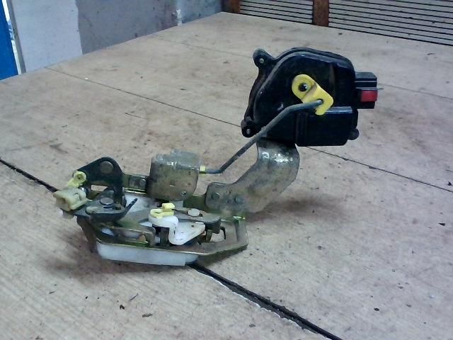 bontott CHEVROLET SPARK Jobb első Ajtózár