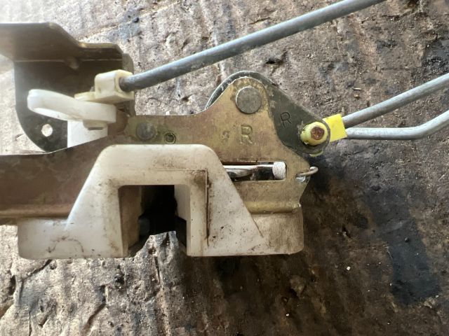 bontott CHEVROLET SPARK Jobb első Ajtózár