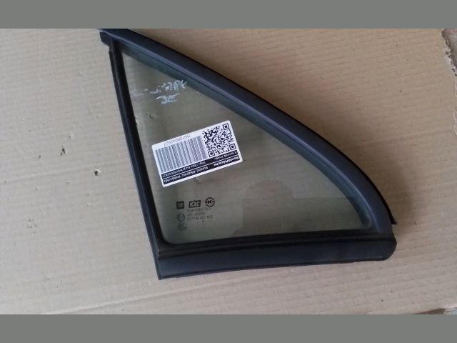 bontott CHEVROLET SPARK Jobb első Fixüveg (Ajtóban)