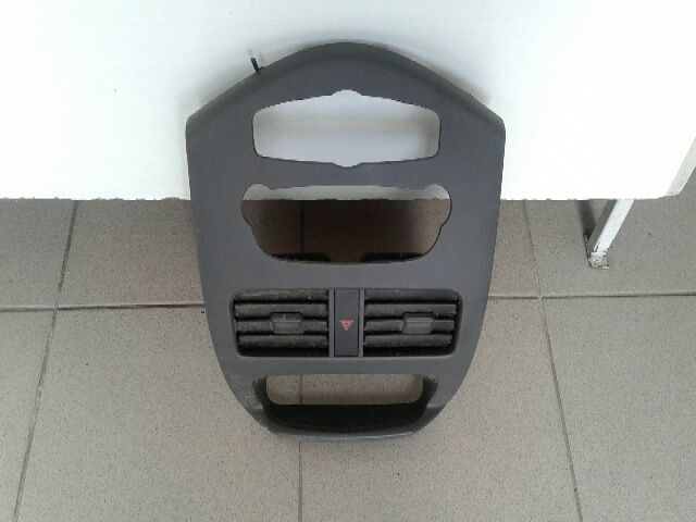 bontott CHEVROLET SPARK Középkonzol Keret