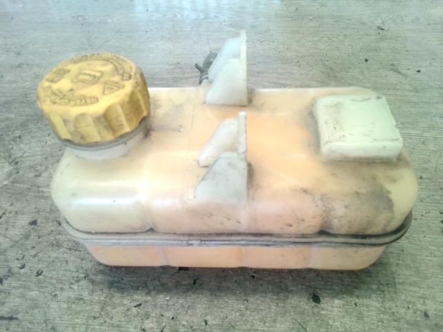 bontott CHEVROLET TACUMA Kiegyenlítő Tartály