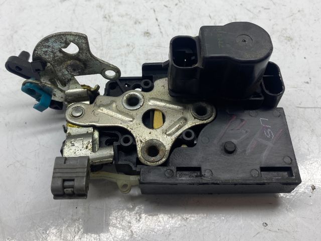 bontott CHEVROLET TACUMA Bal hátsó Ajtózár