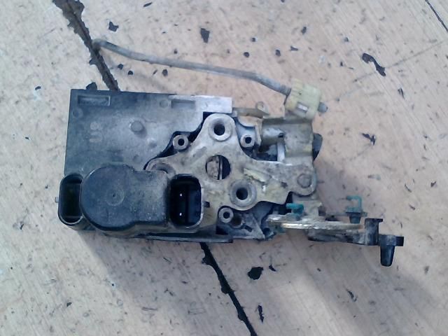 bontott CHEVROLET TACUMA Bal hátsó Ajtózár