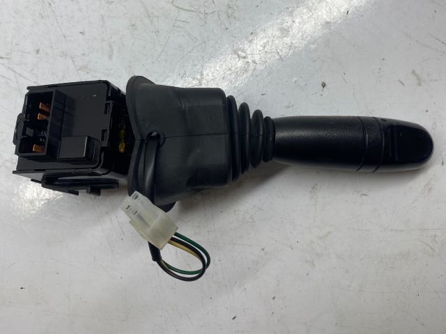 bontott CHEVROLET TACUMA Bal Kormánykapcsoló Irányjelző