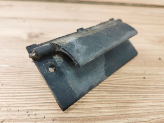 bontott CHEVROLET TACUMA Csomagtér Nyitó Kar / Gomb