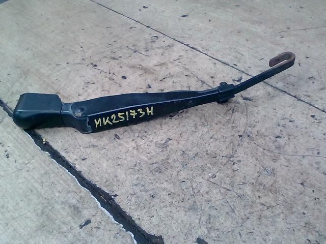 bontott CHEVROLET TACUMA Hátsó Ablaktörlő Kar