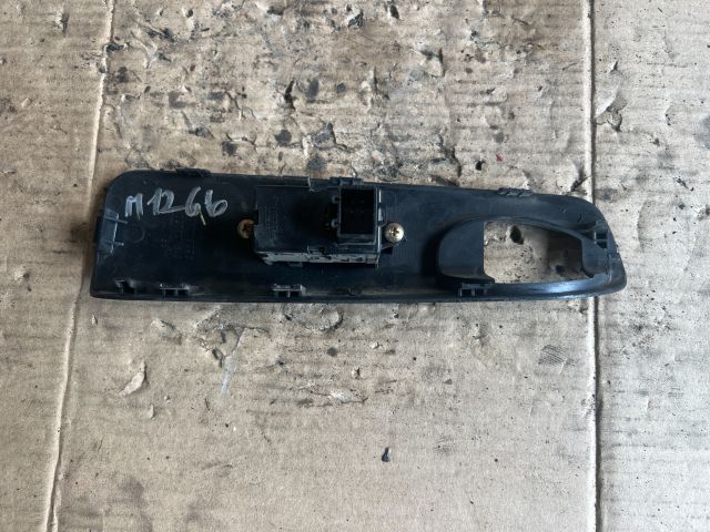 bontott CHEVROLET TACUMA Jobb első Ablakemelő Kapcsoló