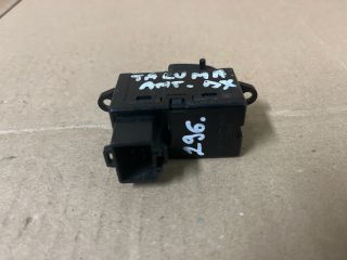 bontott CHEVROLET TACUMA Jobb első Ablakemelő Kapcsoló