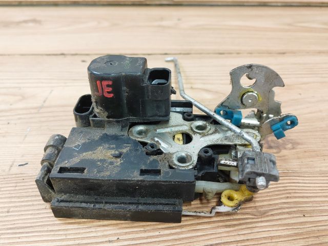 bontott CHEVROLET TACUMA Jobb első Ajtózár