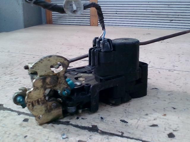 bontott CHEVROLET TACUMA Jobb első Ajtózár