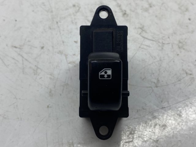 bontott CHEVROLET TACUMA Jobb hátsó Ablakemelő Kapcsoló